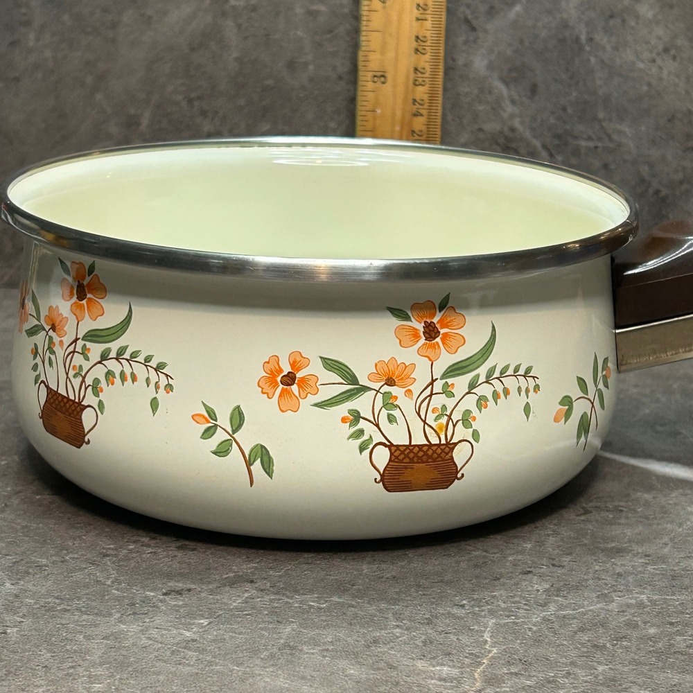 JMP Countryside Collection Enamel Saucepan Floral Basket Made in Spain Vintage